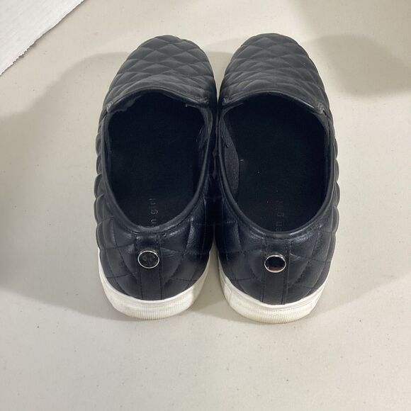 Women’s Steve Madden Quilted Black Leather Slip On Sneakers Size 10 - Picture 4 of 7